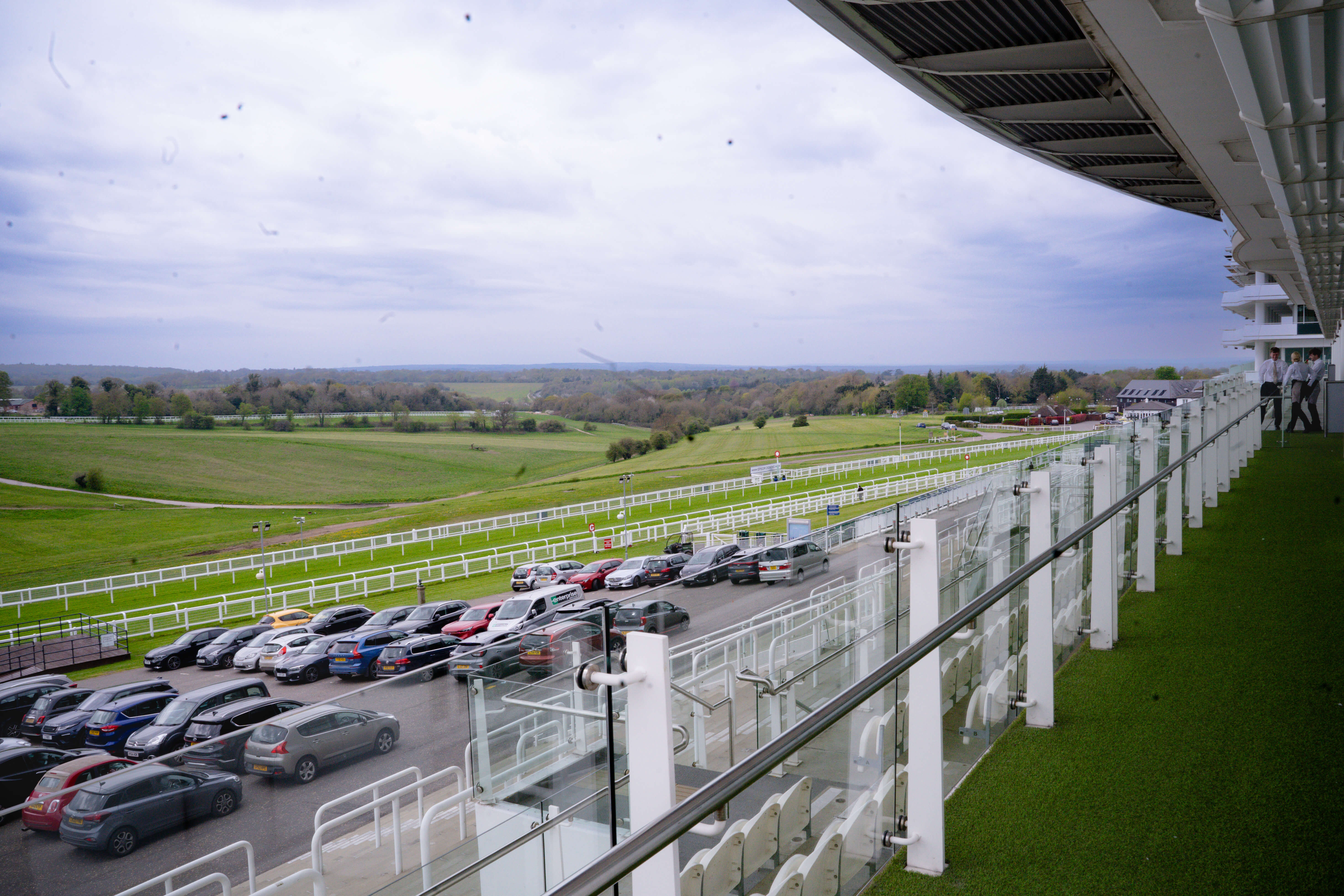 Epsom - Duchess Stand Apron.jpg